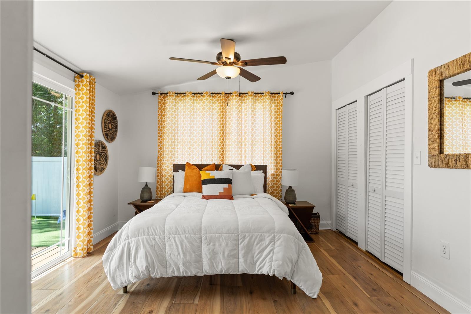 Listing photo id 20 for 324 Haya Street