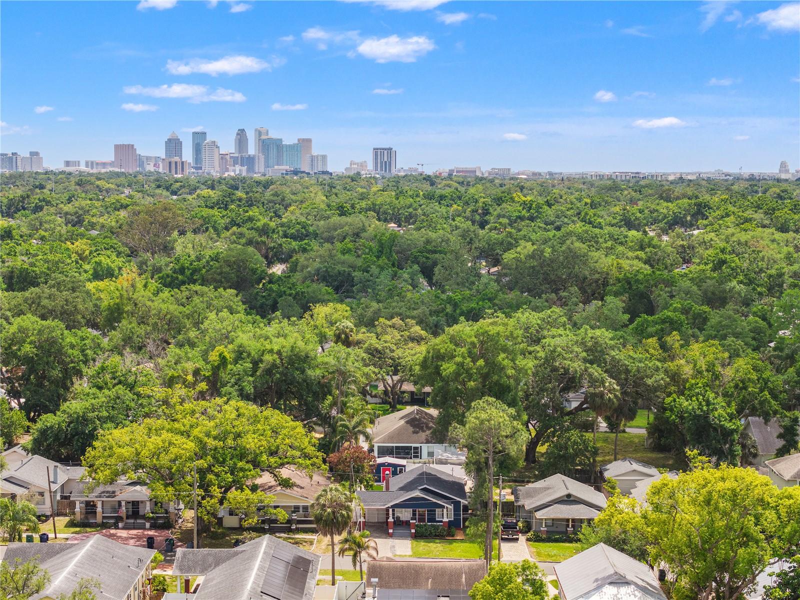 Listing photo id 48 for 324 Haya Street