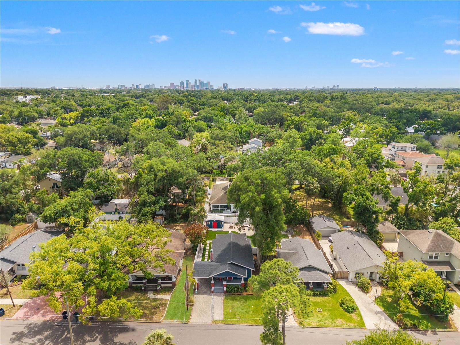 Listing photo id 51 for 324 Haya Street