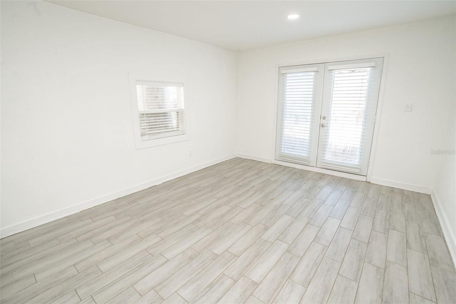 Image 10 of 27 For 1007 32nd Avenue 1-2