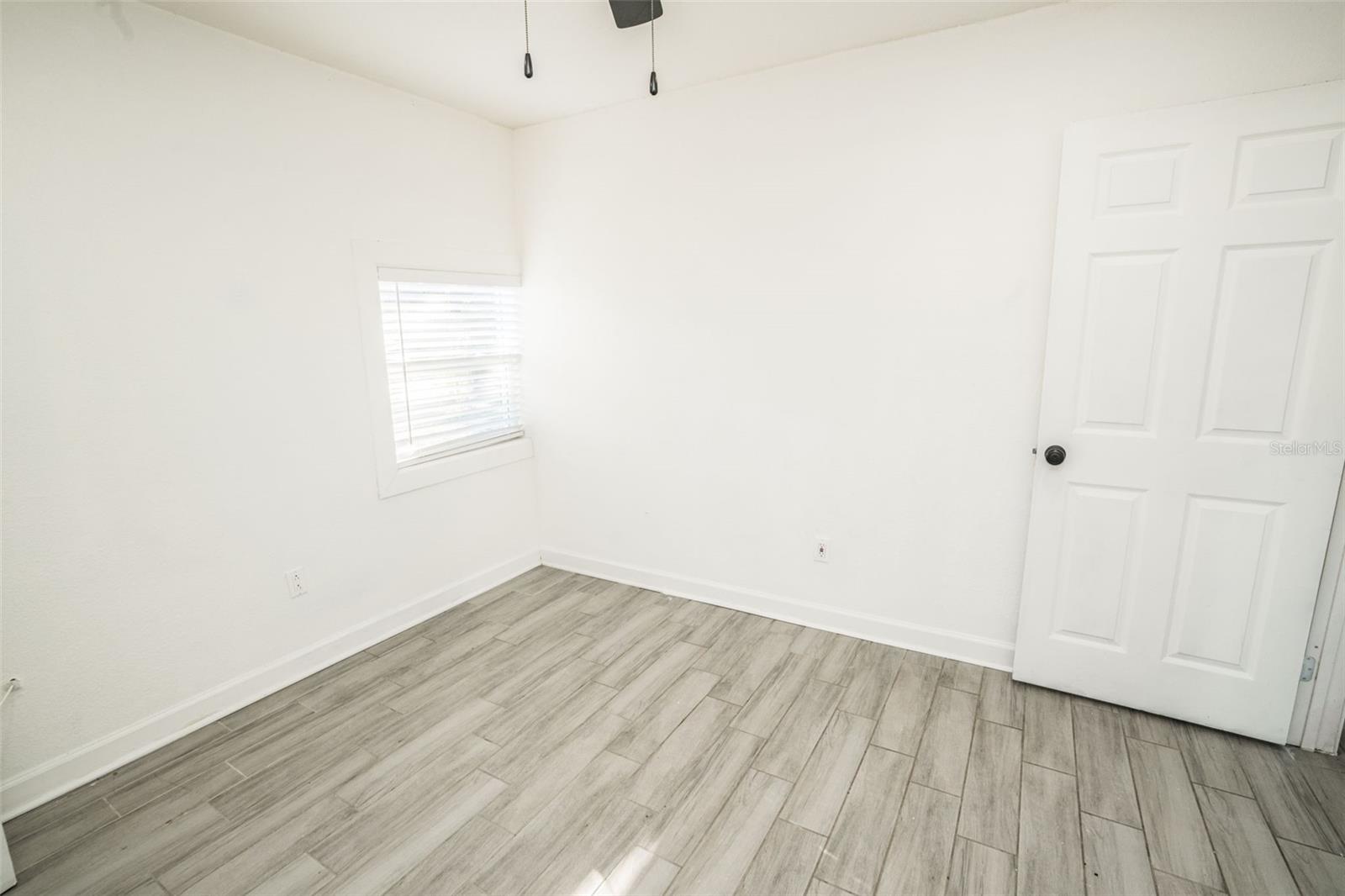 Image 19 of 27 For 1007 32nd Avenue 1-2