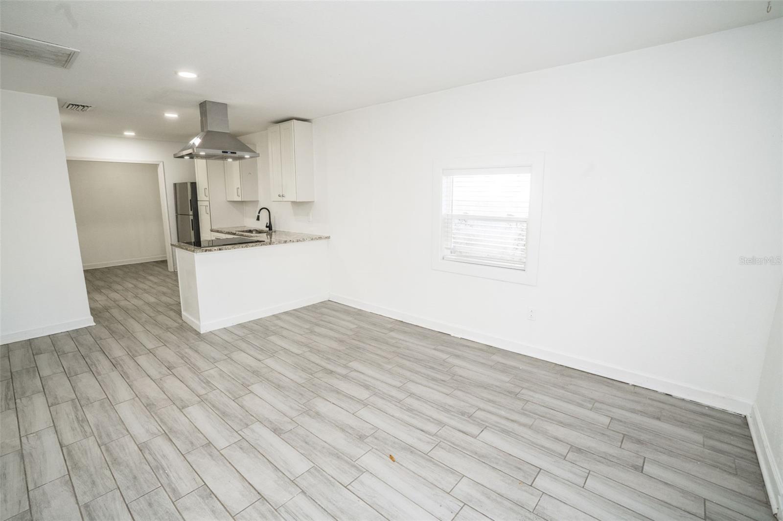 Image 2 of 27 For 1007 32nd Avenue 1-2