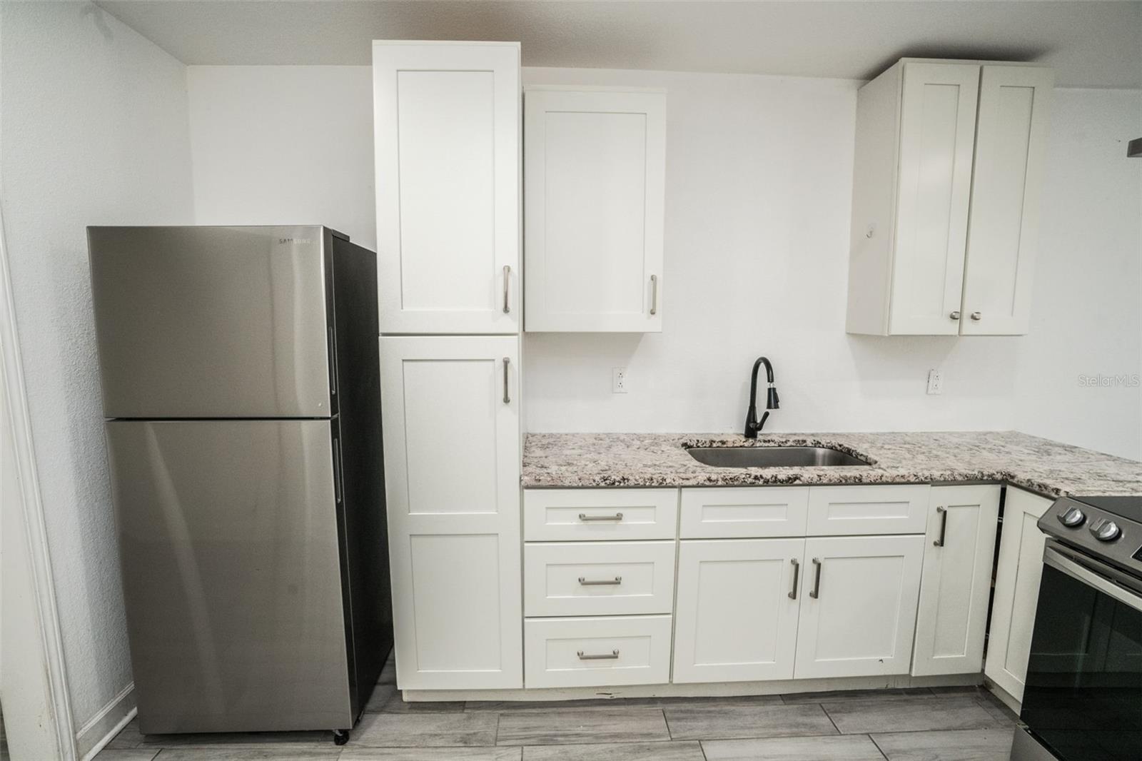 Image 5 of 27 For 1007 32nd Avenue 1-2