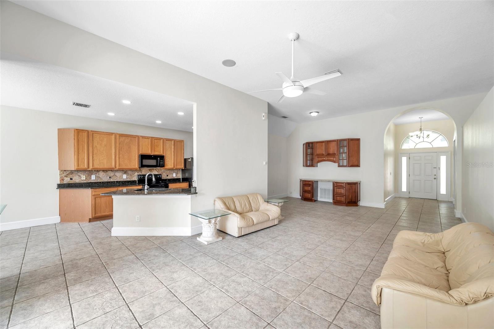 Image 11 of 42 For 1915 Fruitridge Street