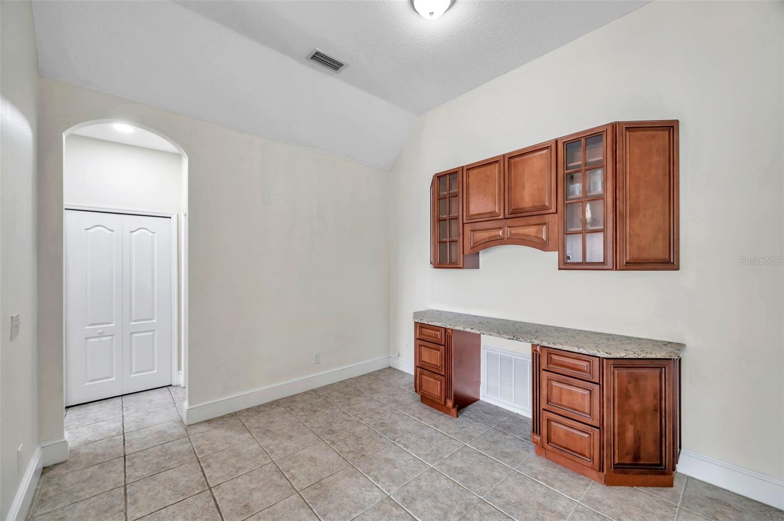 Image 30 of 42 For 1915 Fruitridge Street