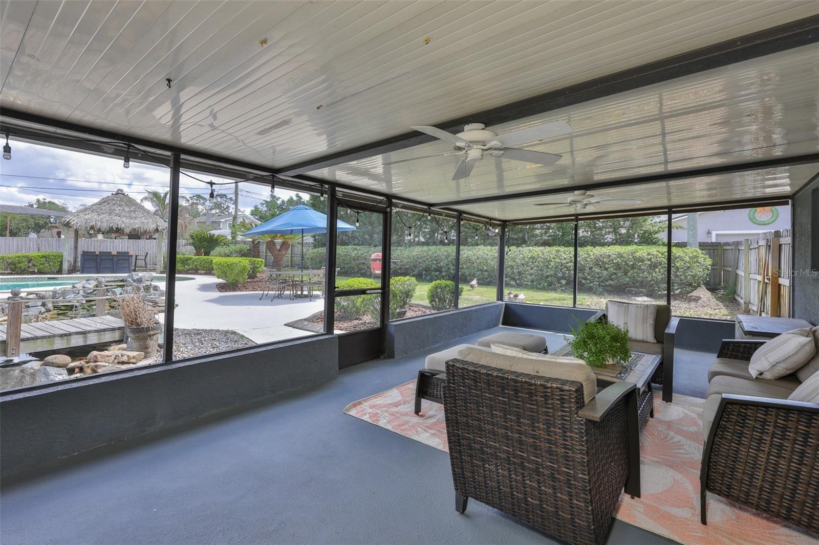 Listing photo id 15 for 1311 Estatewood Drive