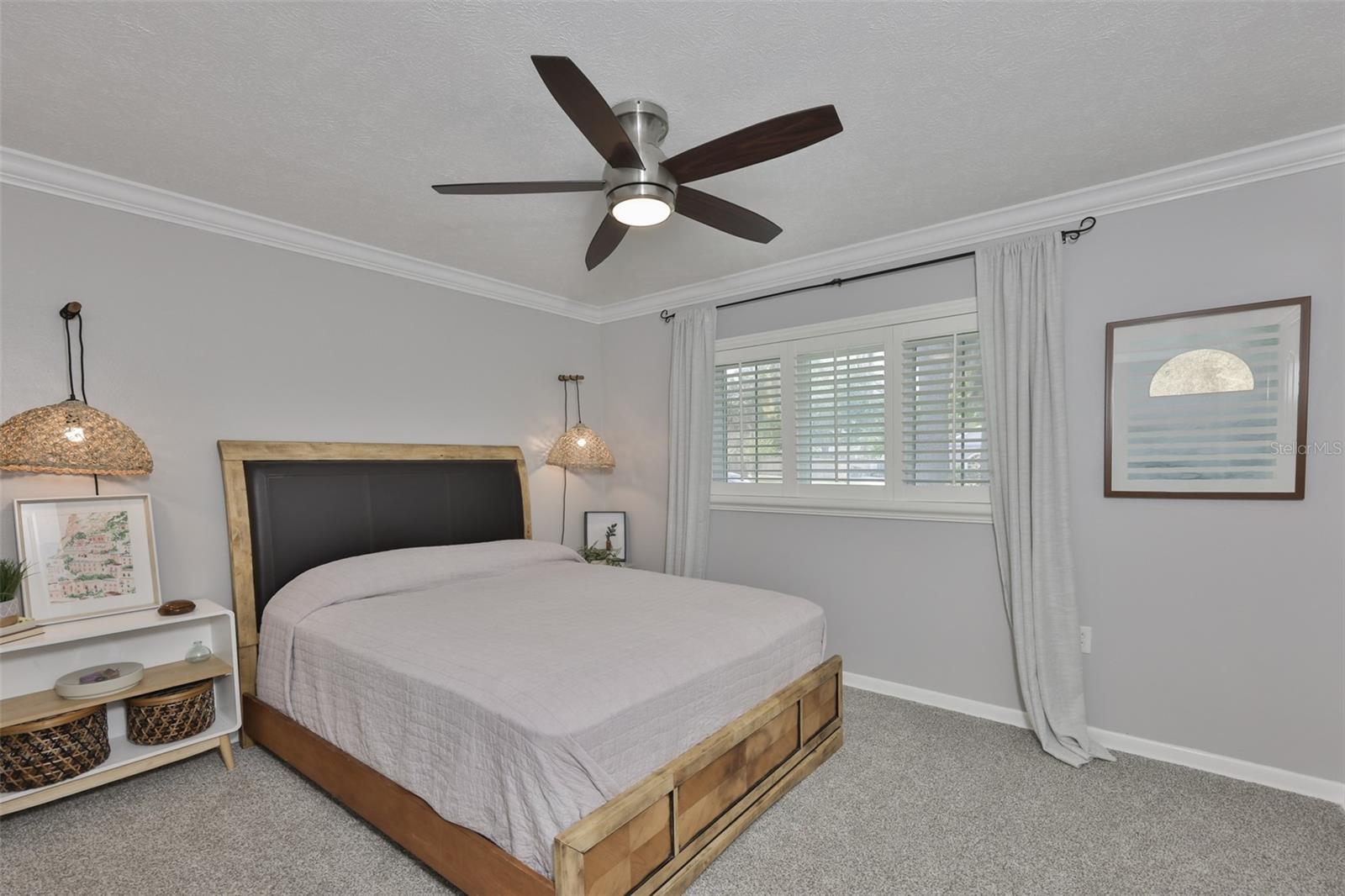 Listing photo id 21 for 1311 Estatewood Drive