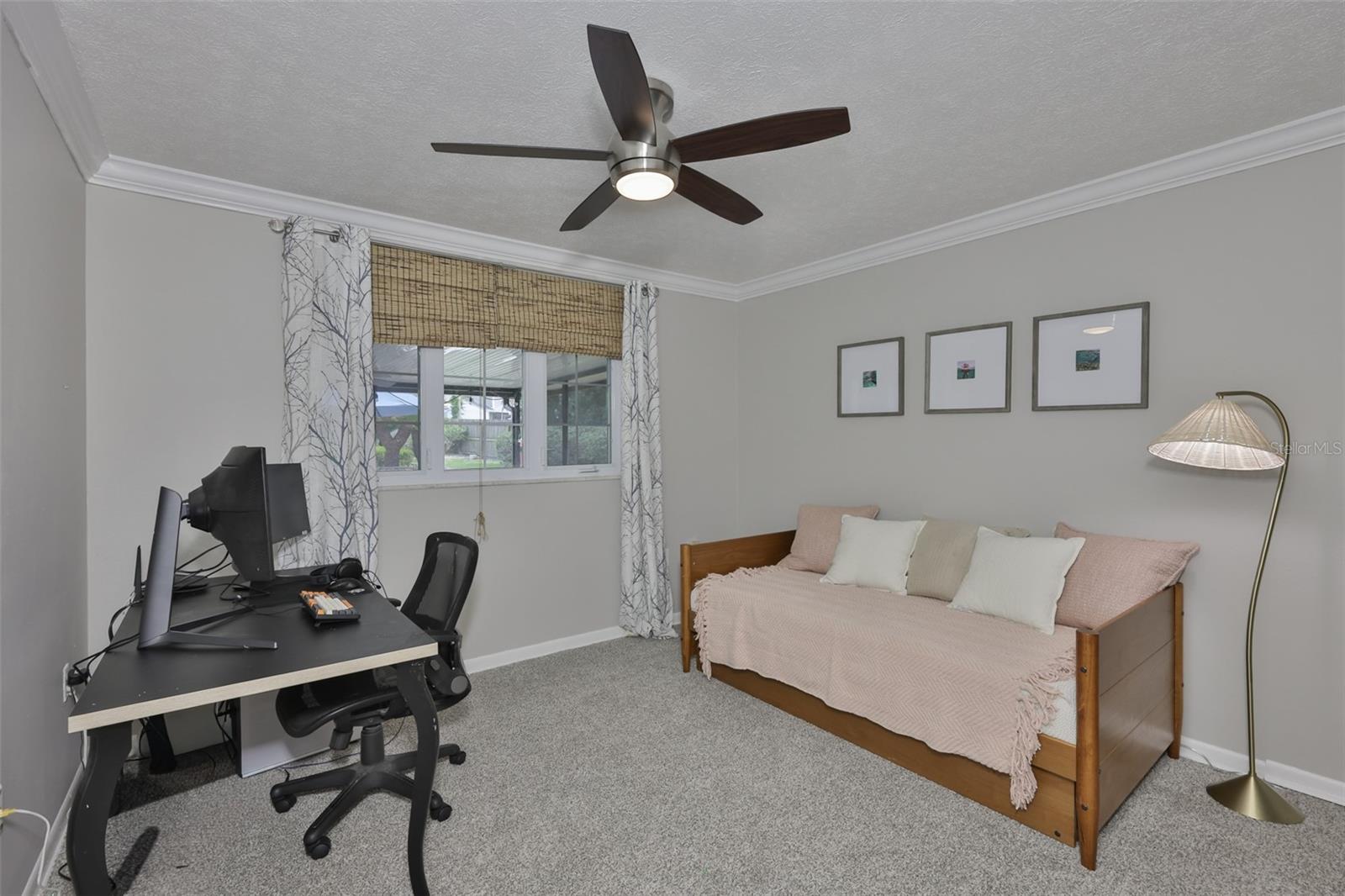 Listing photo id 29 for 1311 Estatewood Drive