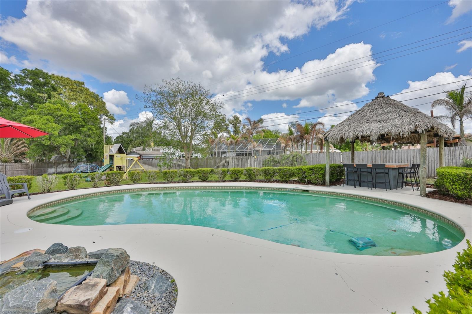 Listing photo id 36 for 1311 Estatewood Drive