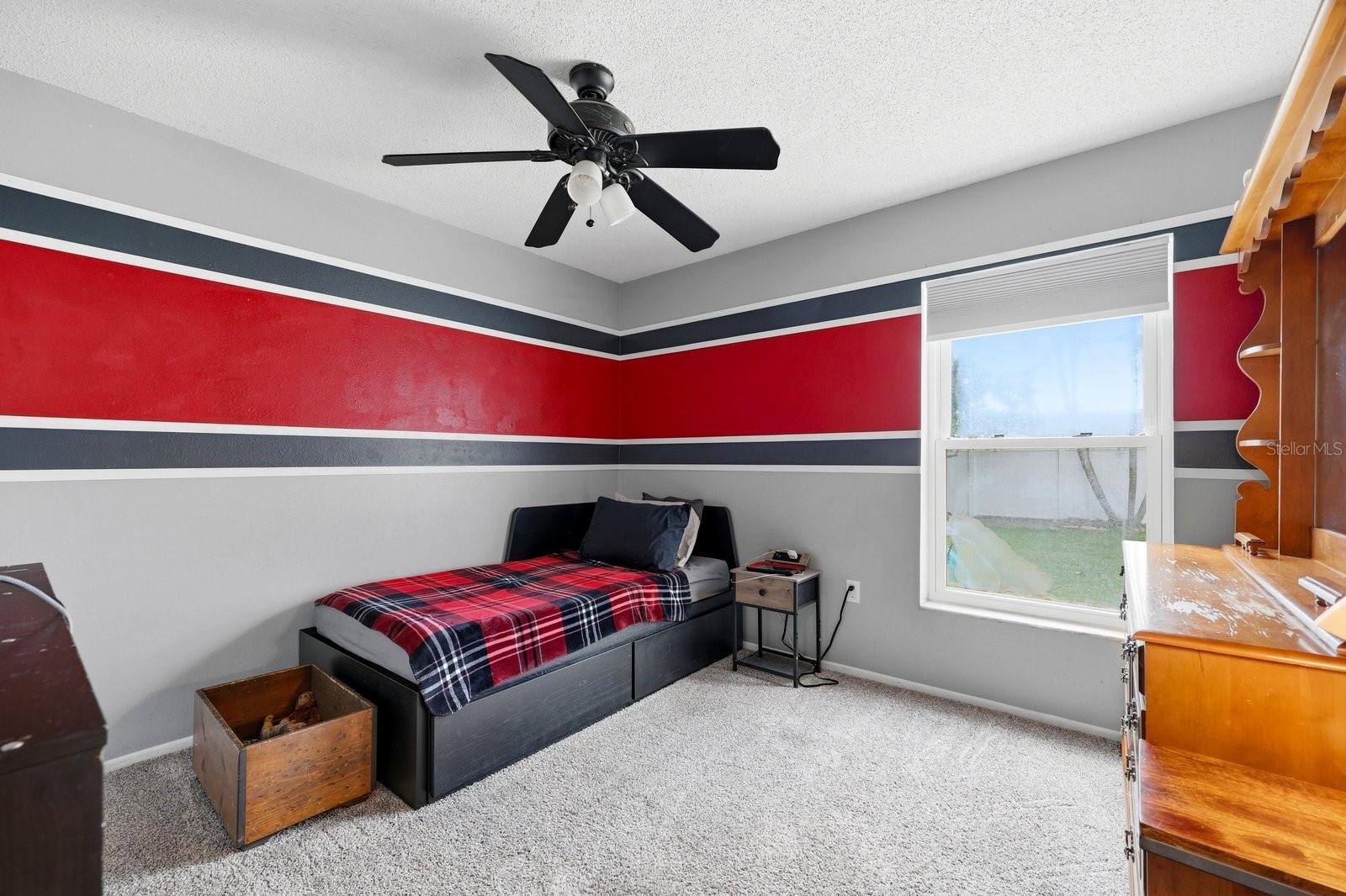 Image 24 of 51 For 221 Arbor Drive W