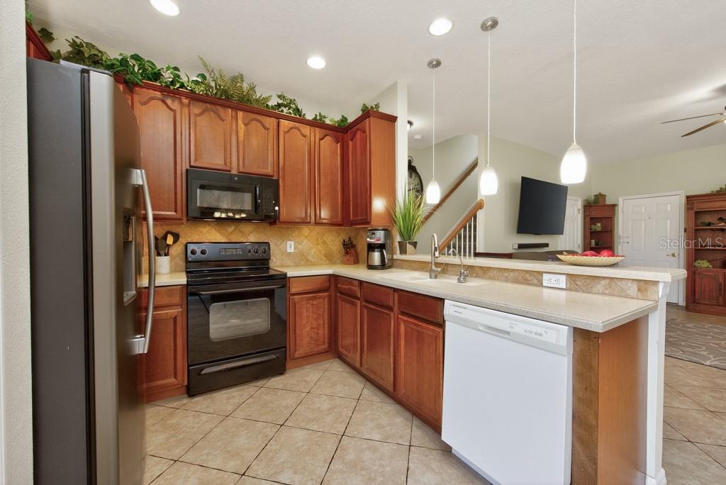 Image 13 of 61 For 1063 Paseo Del Rio Ne