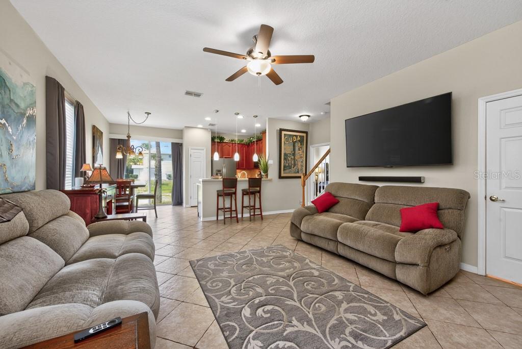 Image 3 of 61 For 1063 Paseo Del Rio Ne