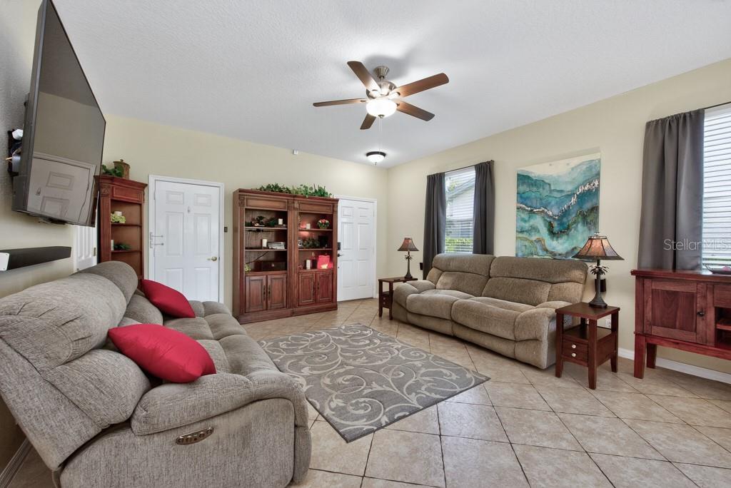 Image 8 of 61 For 1063 Paseo Del Rio Ne