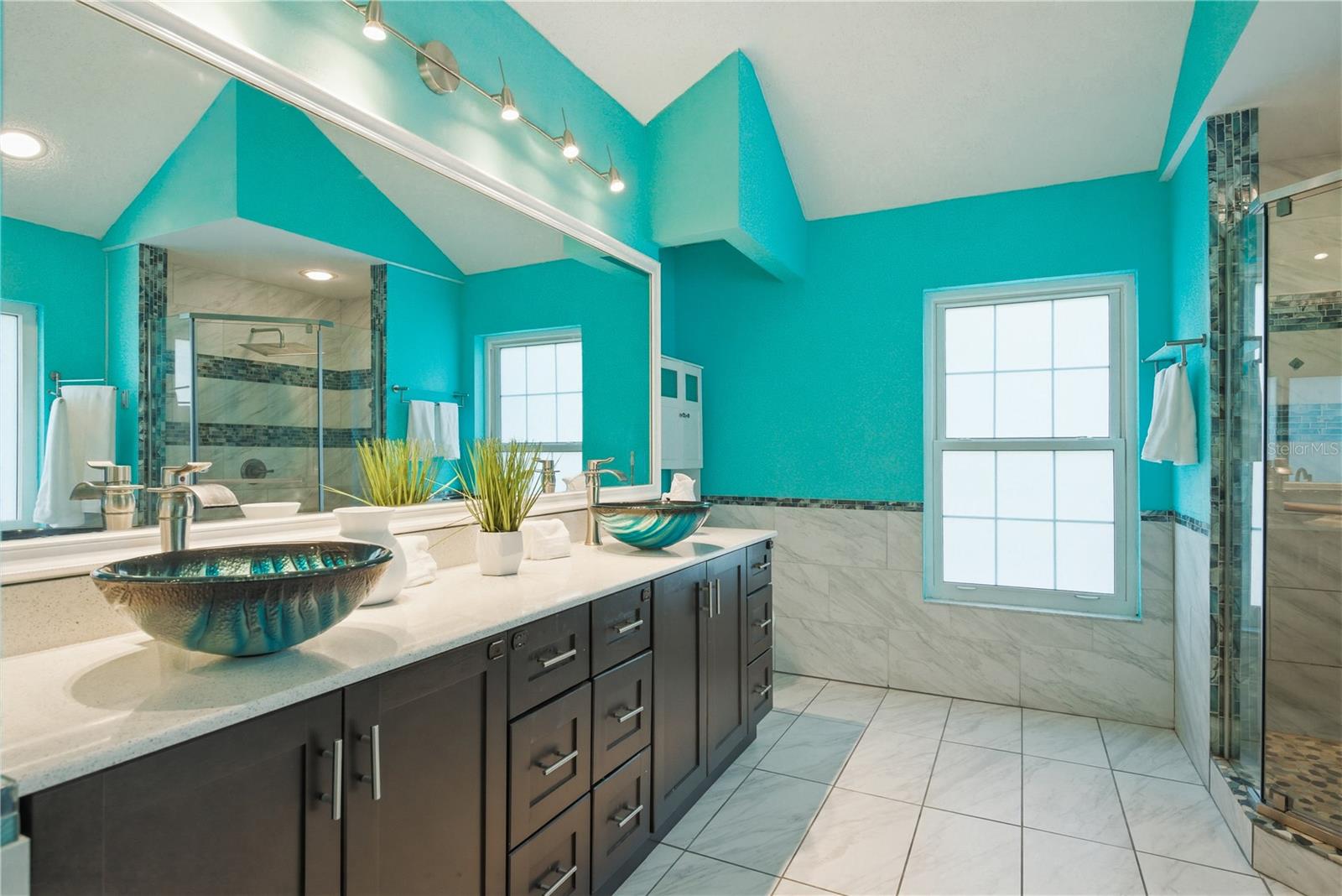 Image 20 of 54 For 791 Weathersfield Drive