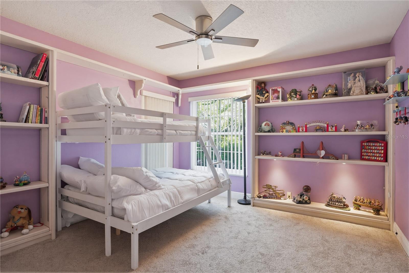 Image 22 of 54 For 791 Weathersfield Drive