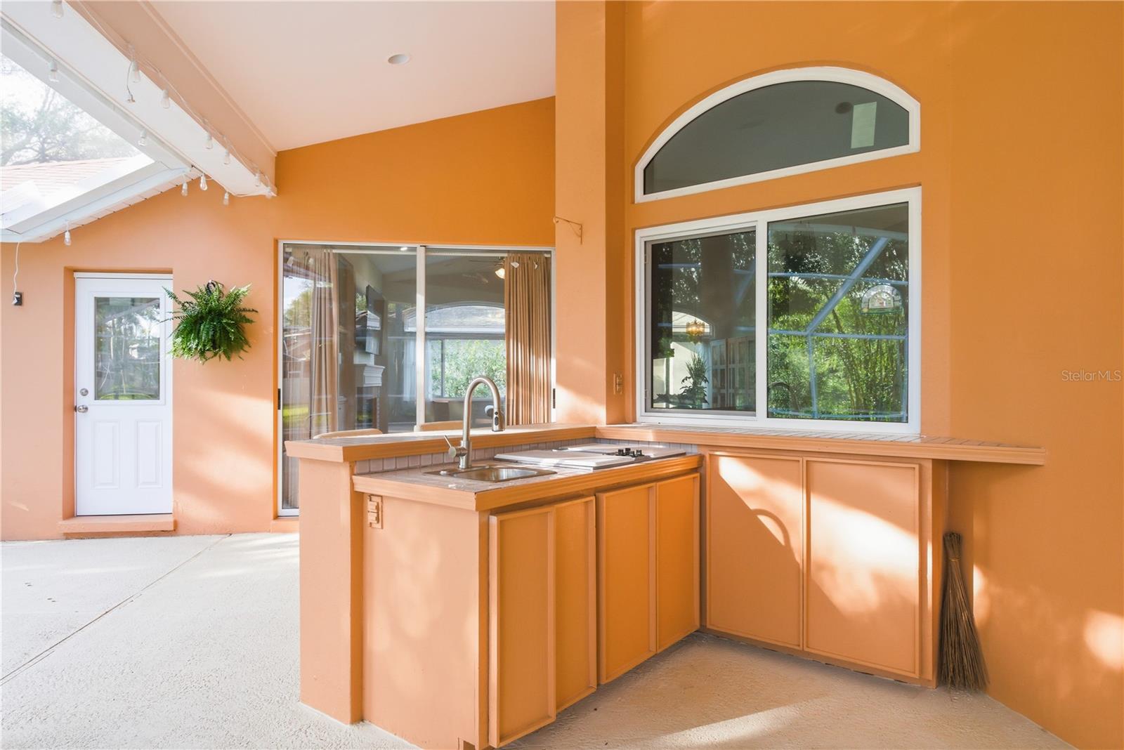 Image 34 of 54 For 791 Weathersfield Drive