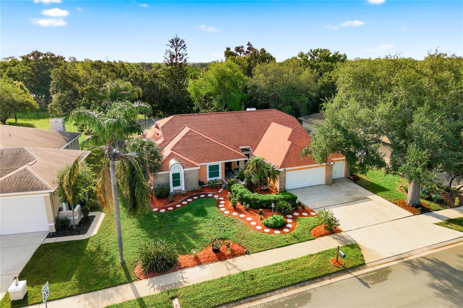 Image 40 of 54 For 791 Weathersfield Drive