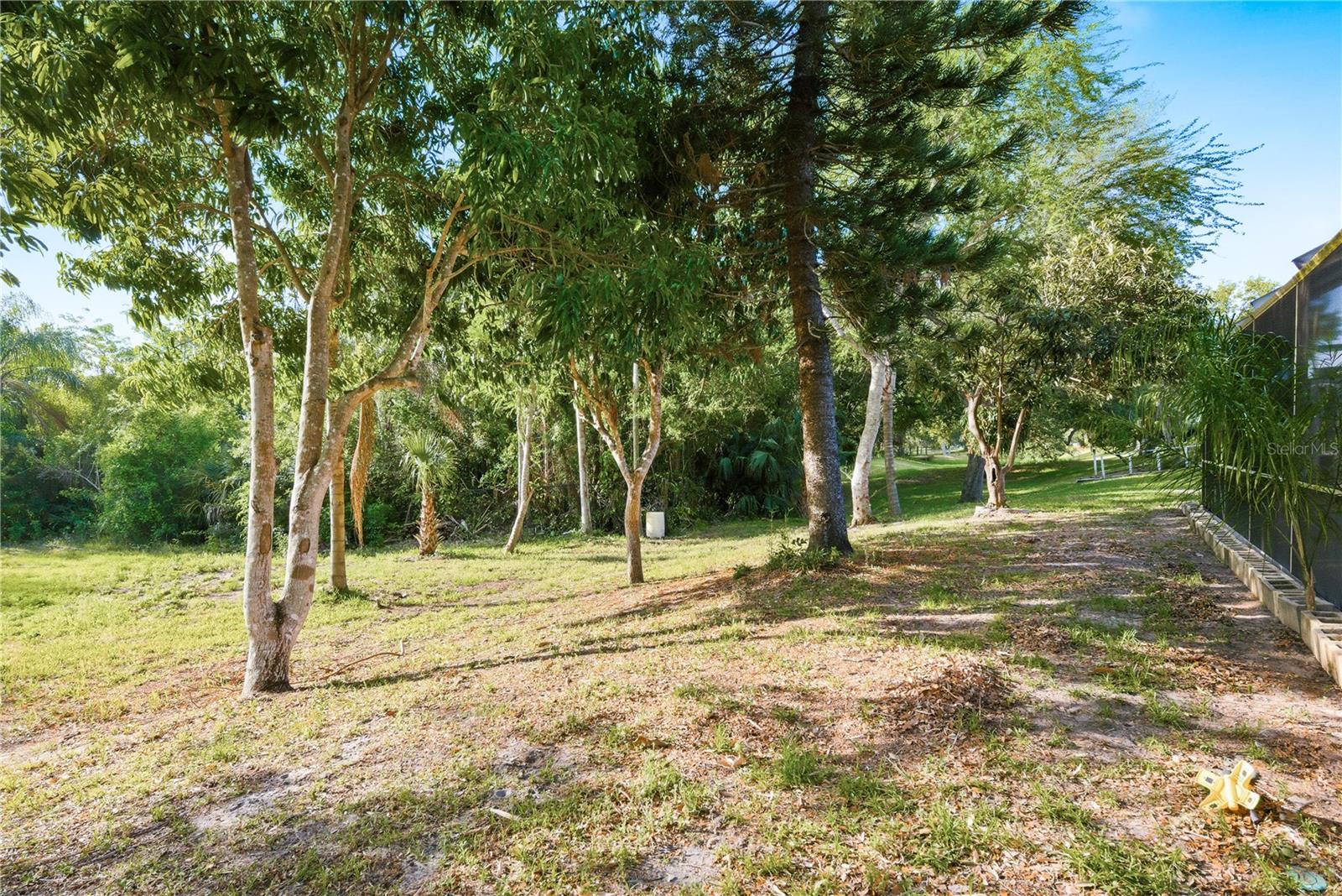 Image 41 of 54 For 791 Weathersfield Drive