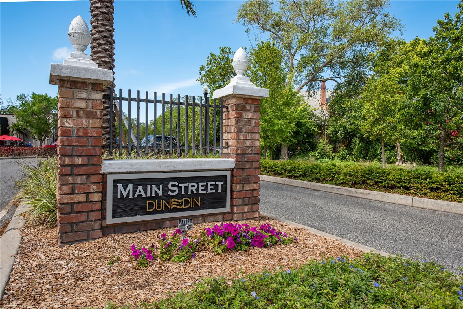 Image 49 of 54 For 791 Weathersfield Drive