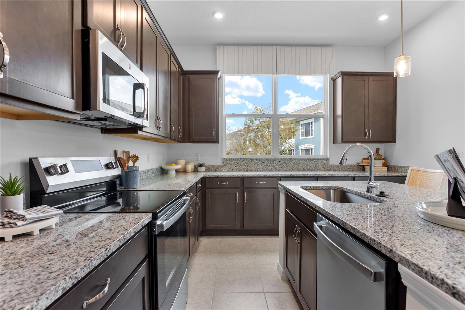 Image 22 of 52 For 9920 Tate Lane