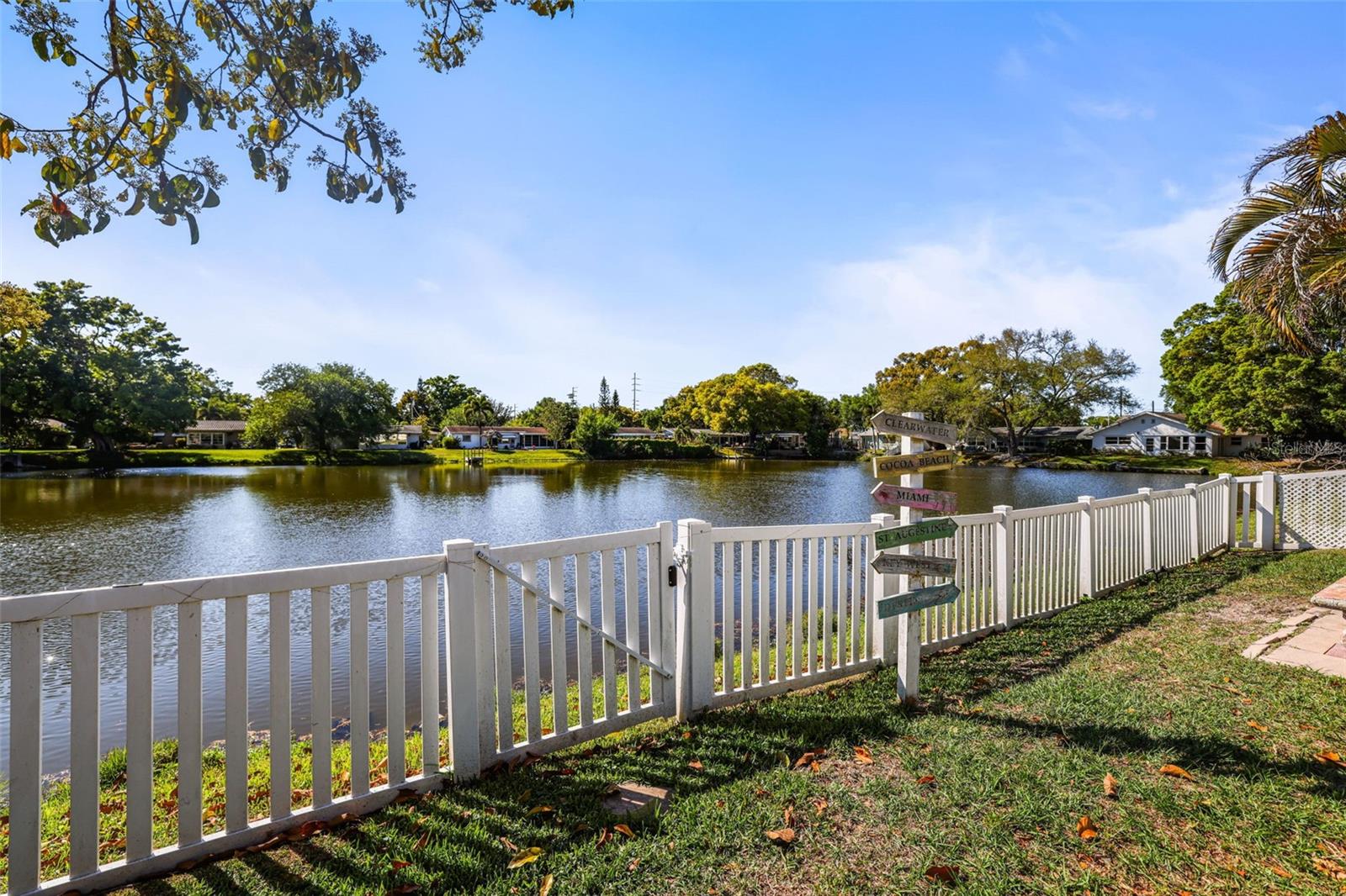 Details for 1218 Lazy Lake Road E, DUNEDIN, FL 34698