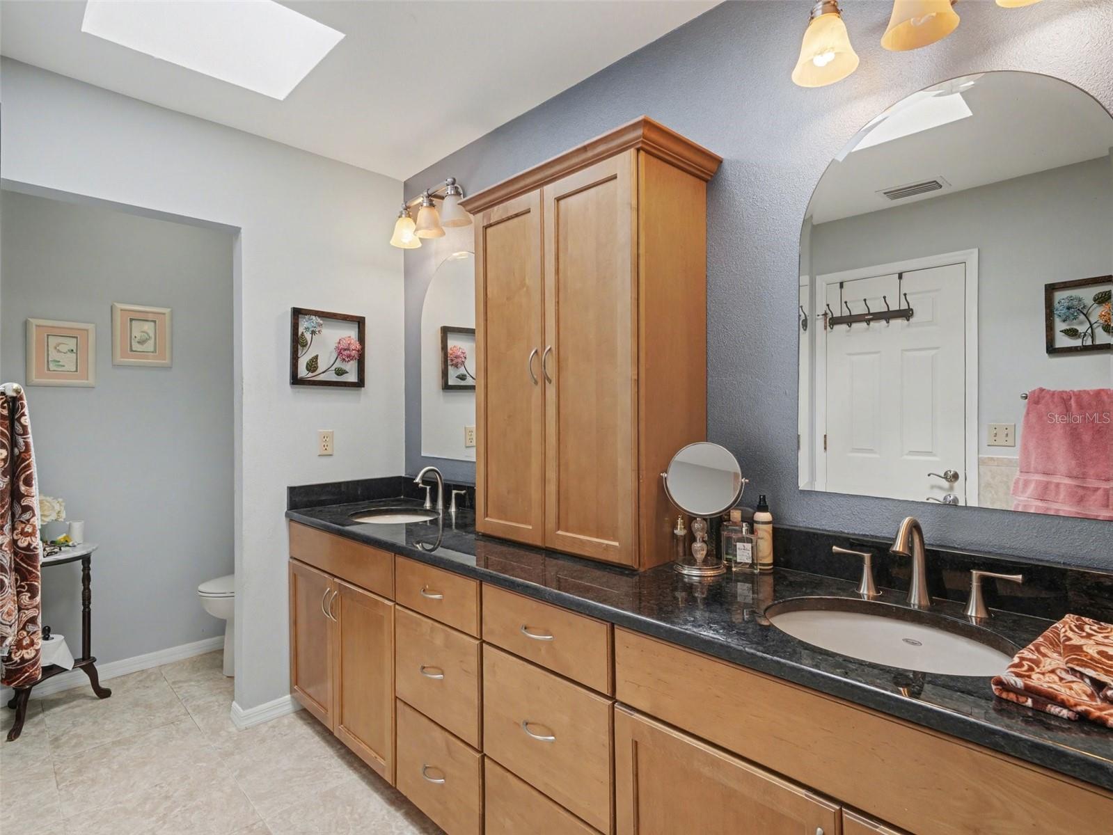 Image 27 of 53 For 612 Paget Drive