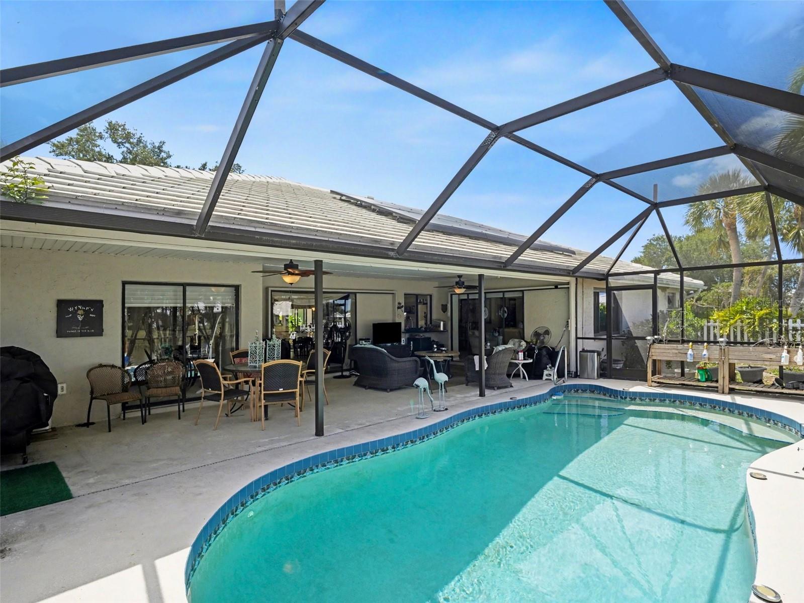 Image 38 of 53 For 612 Paget Drive