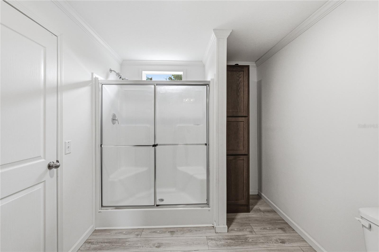 Image 27 of 57 For 38645 Henry Drive