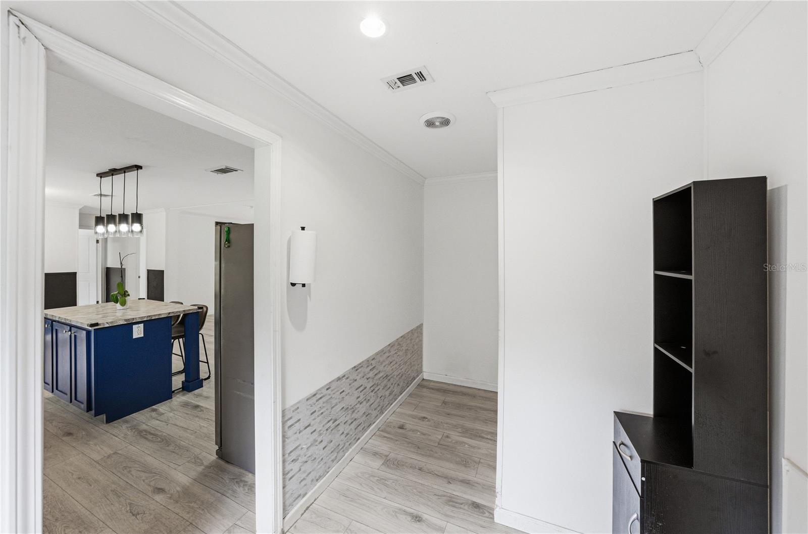 Image 38 of 57 For 38645 Henry Drive