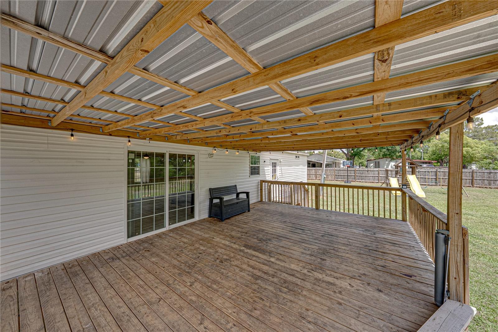 Image 40 of 57 For 38645 Henry Drive