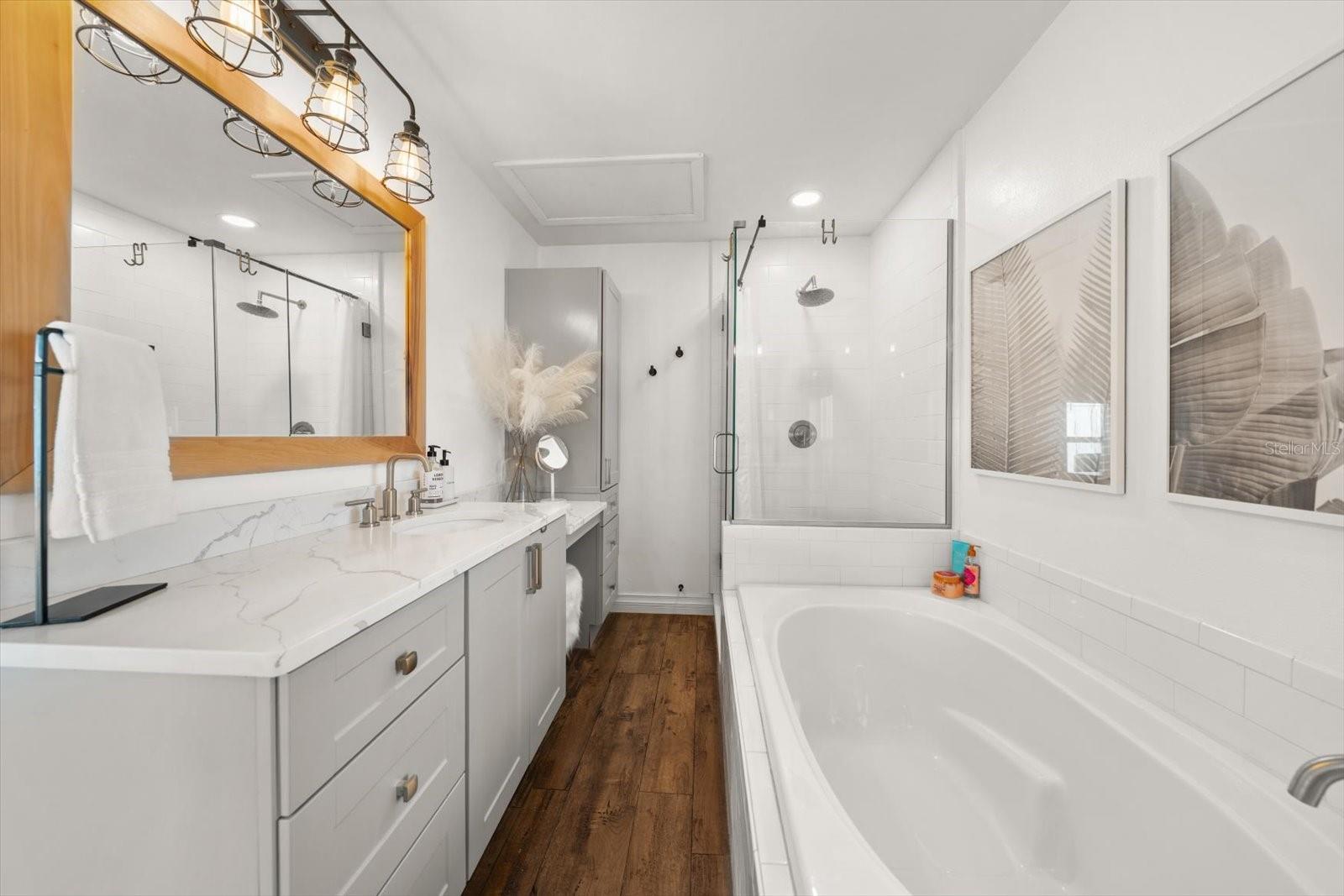 Image 13 of 49 For 1049 Mccarty Street