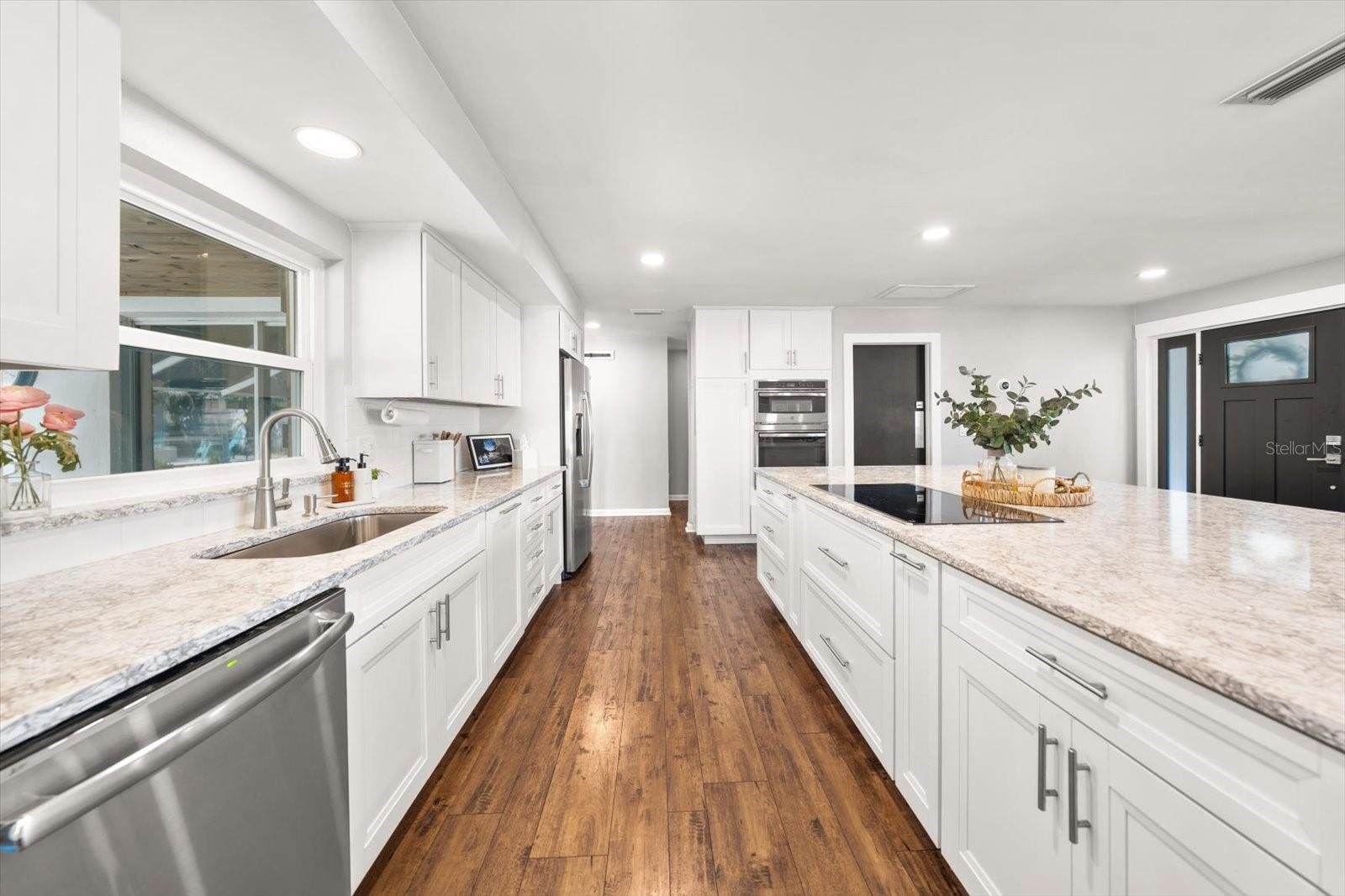 Image 4 of 49 For 1049 Mccarty Street