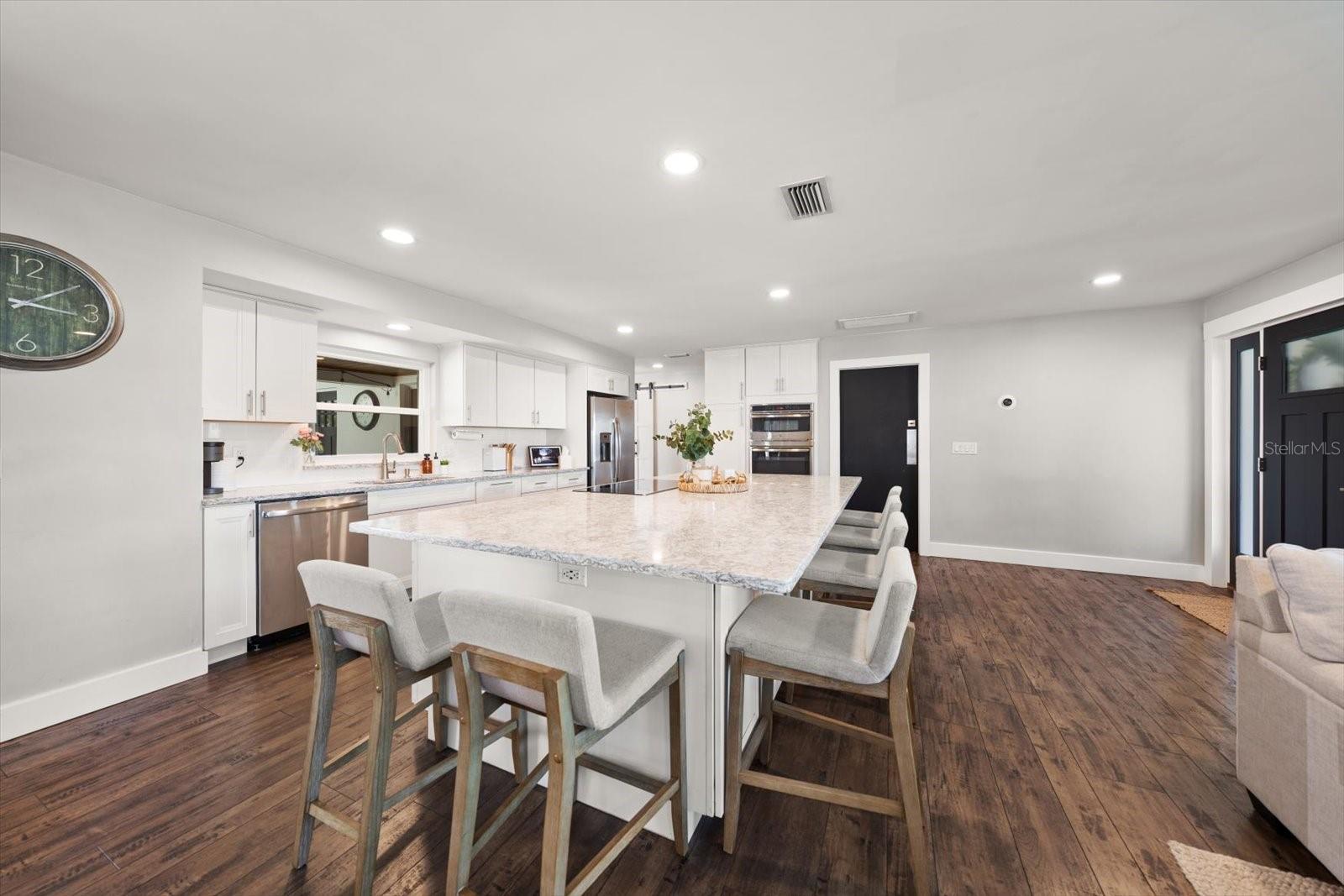 Image 7 of 49 For 1049 Mccarty Street