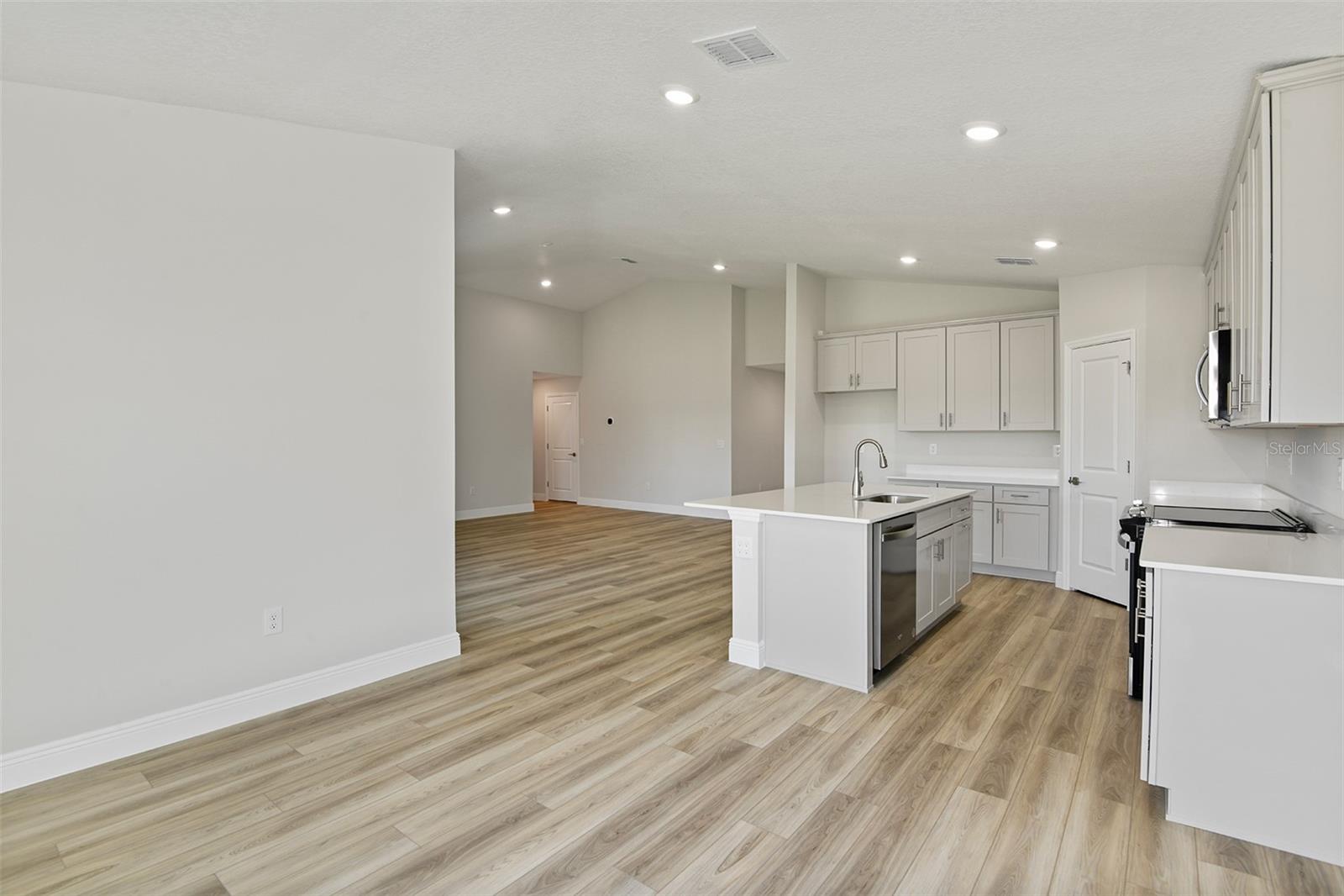 Image 11 of 25 For 6121 Sw 97th Street