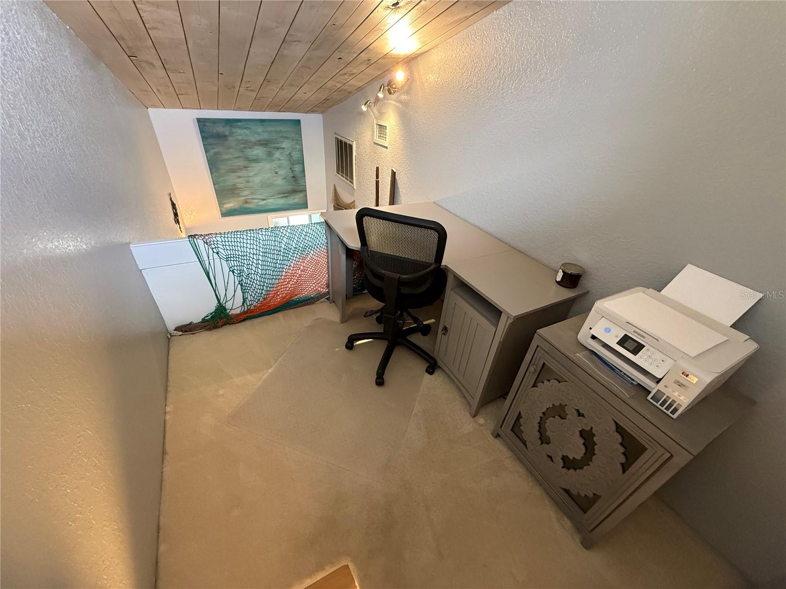 Image 13 of 16 For 513 Haven Point Drive 0