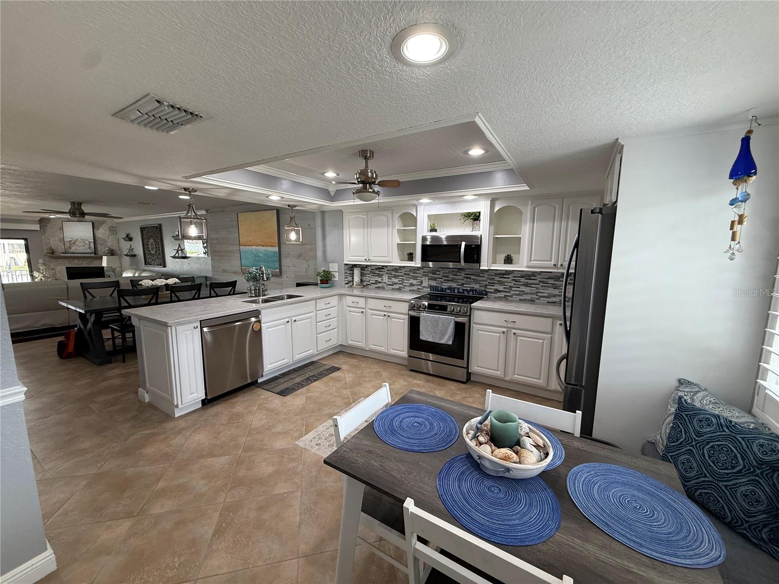 Image 5 of 16 For 513 Haven Point Drive 0