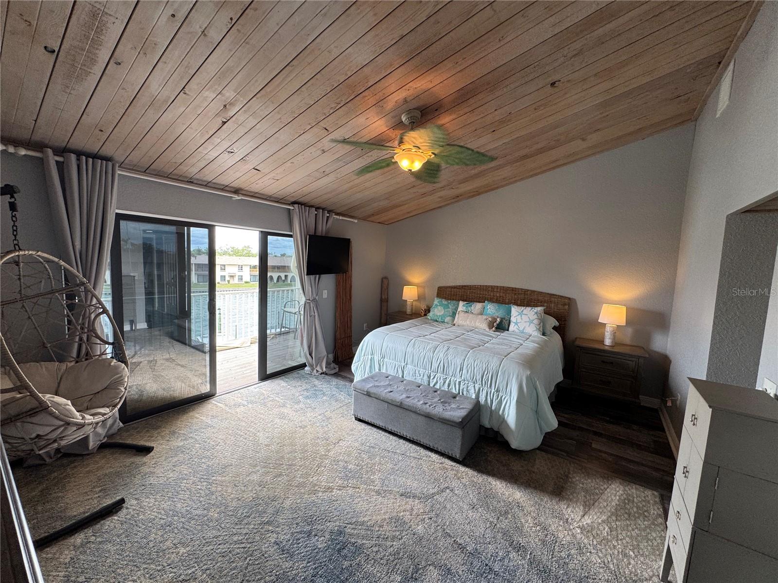 Image 7 of 16 For 513 Haven Point Drive 0