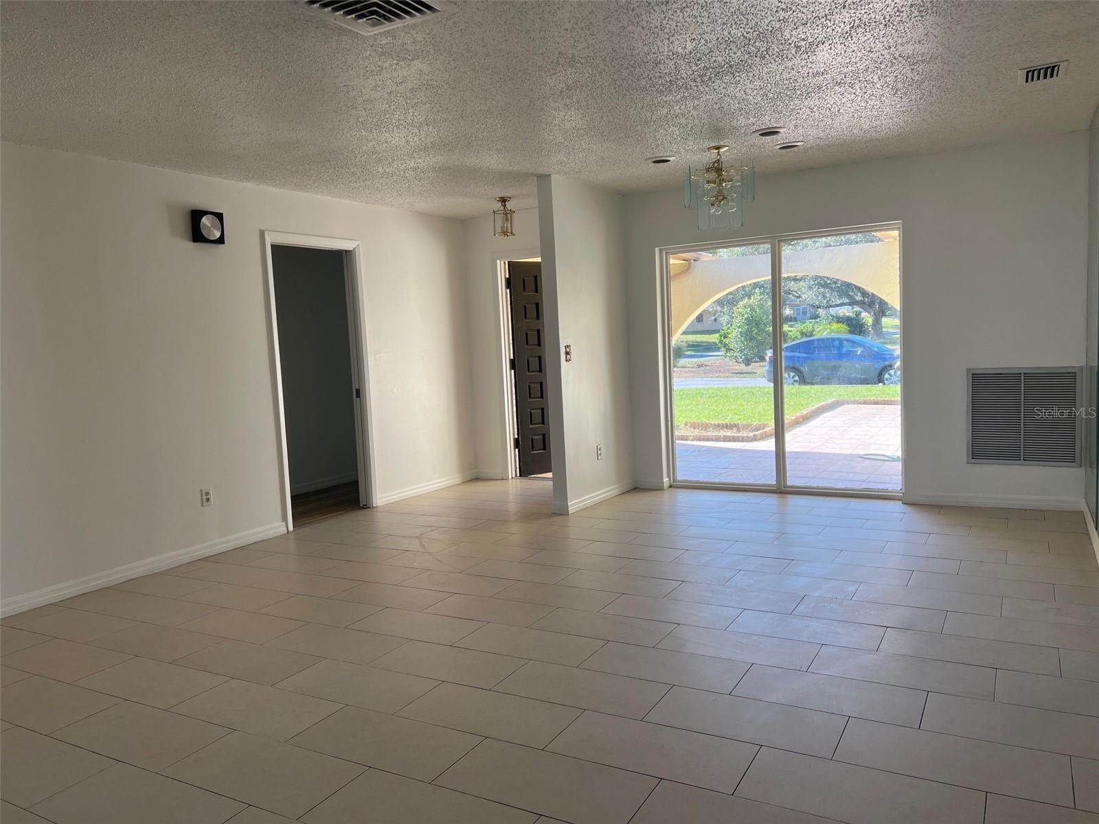 Image 26 of 39 For 8119 San Bernardino Drive