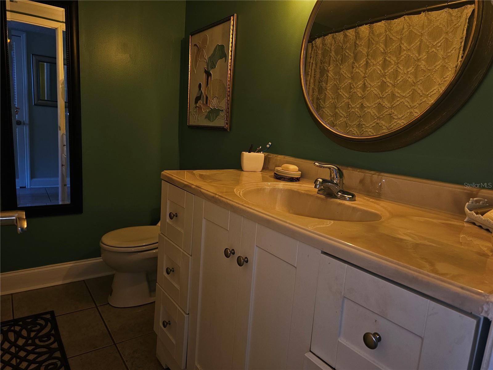 Image 5 of 23 For 2525 Bay Drive A13