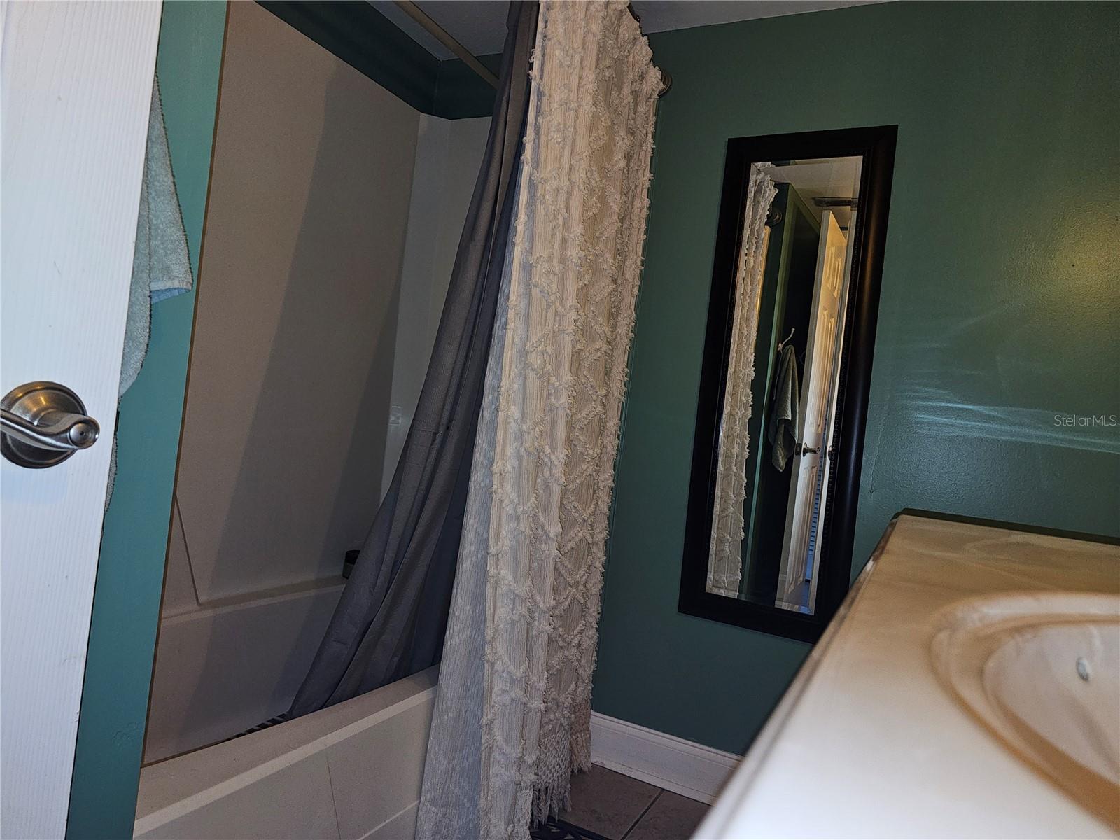 Image 7 of 23 For 2525 Bay Drive A13