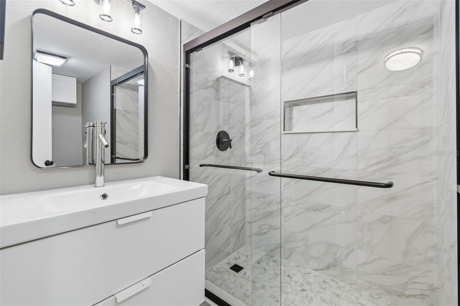 Image 5 of 13 For 4209 North A Street 1-2