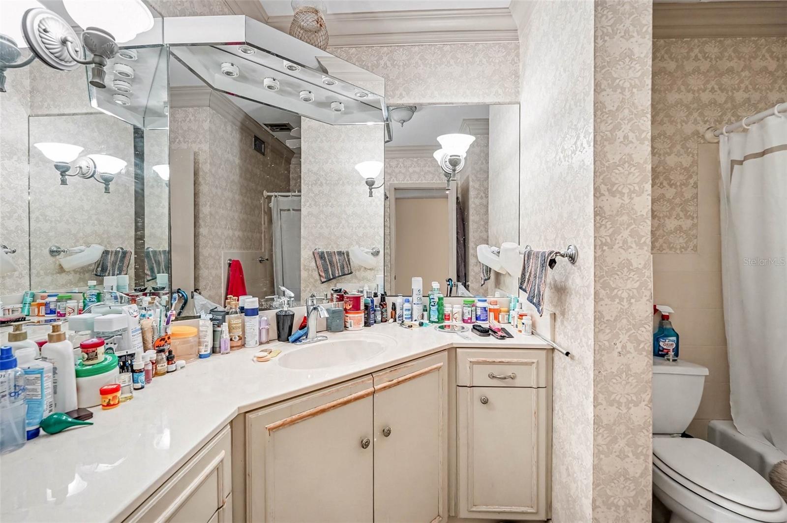 Image 13 of 23 For 3753 46th Avenue S 7