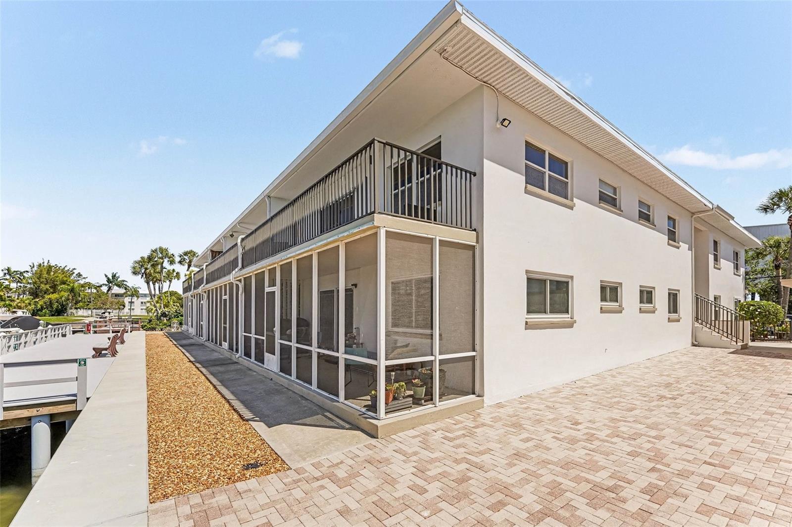 Image 17 of 23 For 3753 46th Avenue S 7