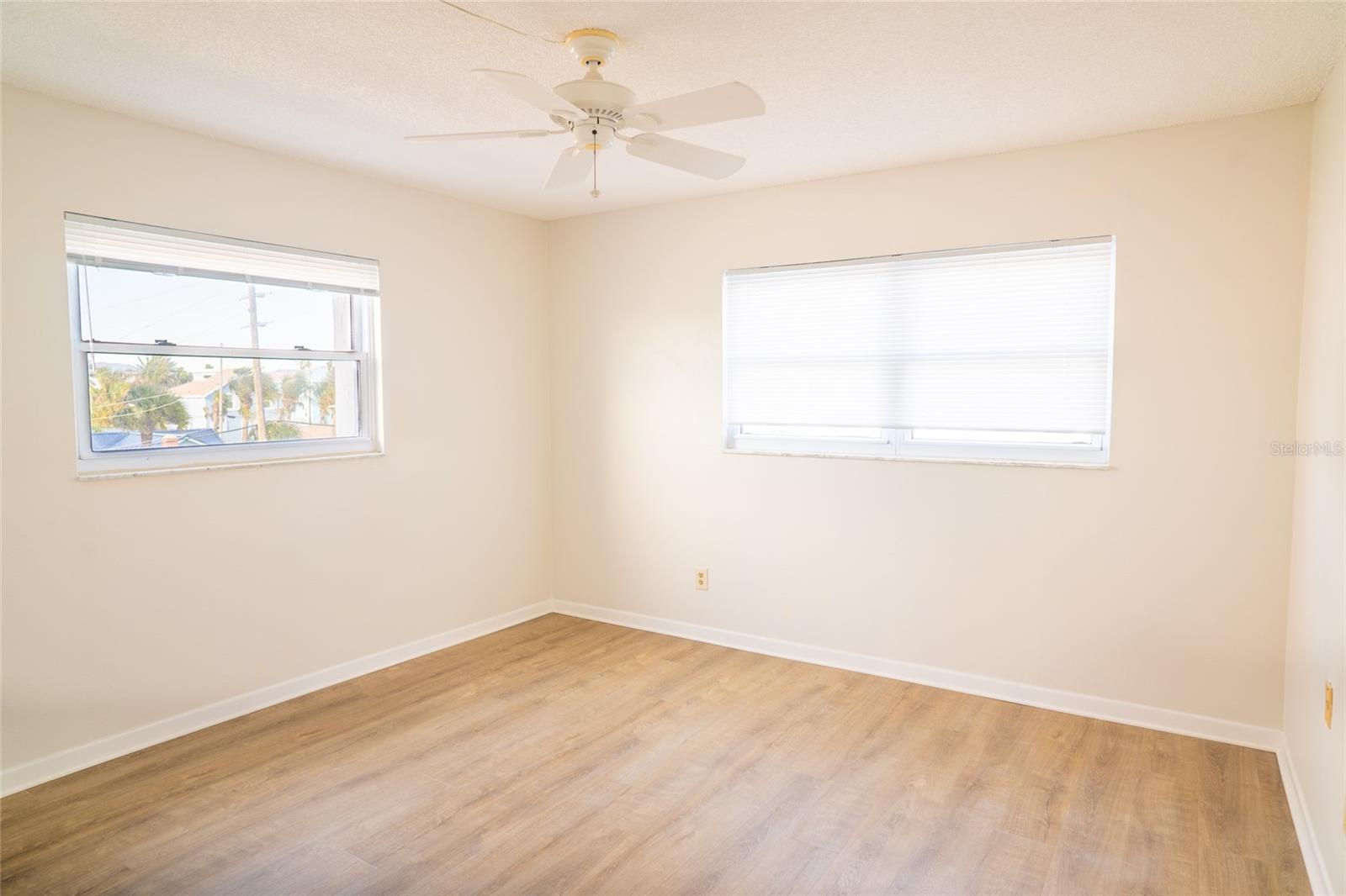 Image 5 of 20 For 403 Gulf Way 304