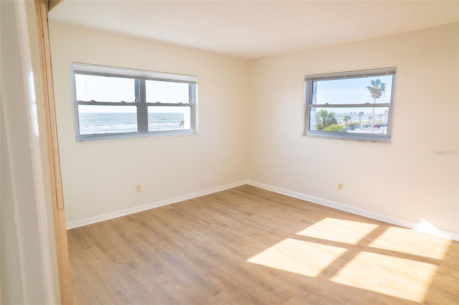 Image 8 of 20 For 403 Gulf Way 304