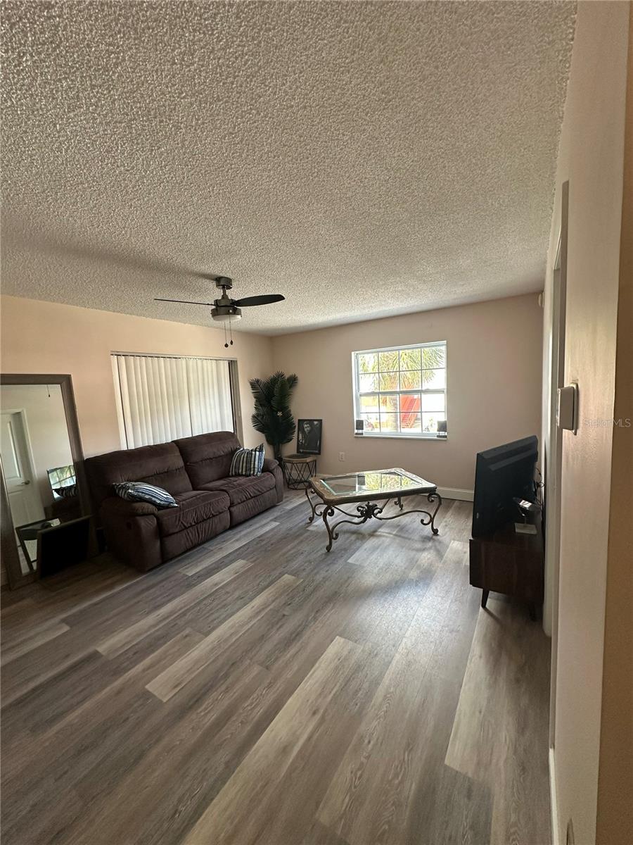 Image 5 of 23 For 1084 82nd Terrace N 1084e