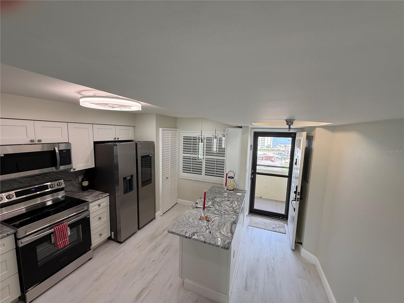 Image 10 of 100 For 2530 Gary Circle 802