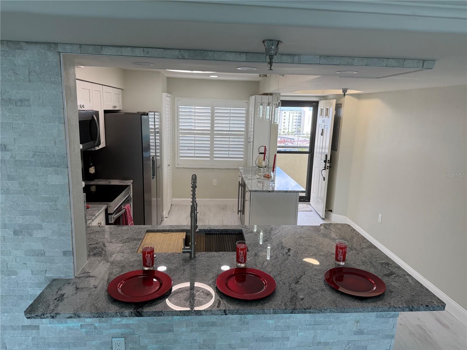 Image 12 of 100 For 2530 Gary Circle 802