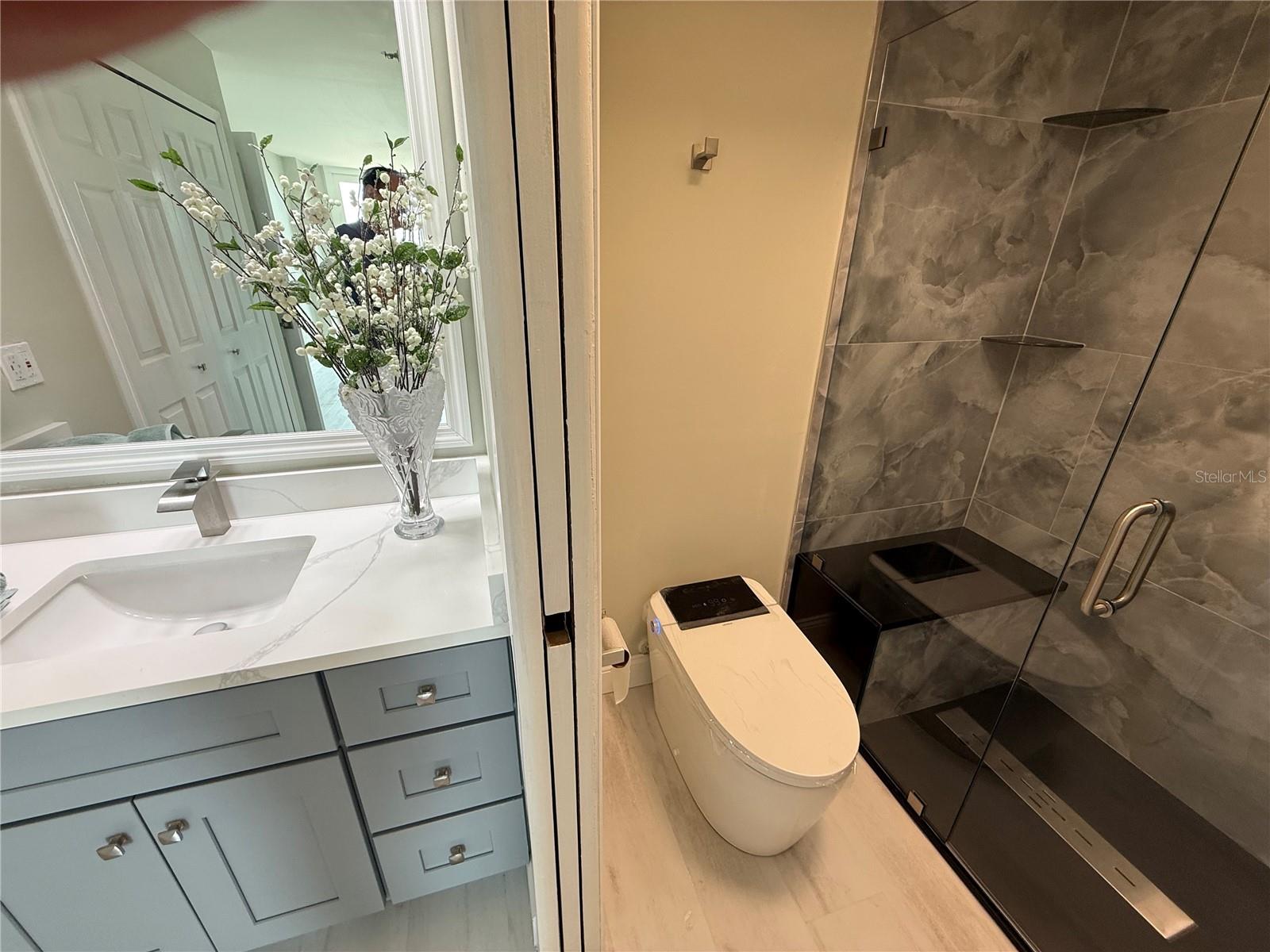 Image 41 of 100 For 2530 Gary Circle 802