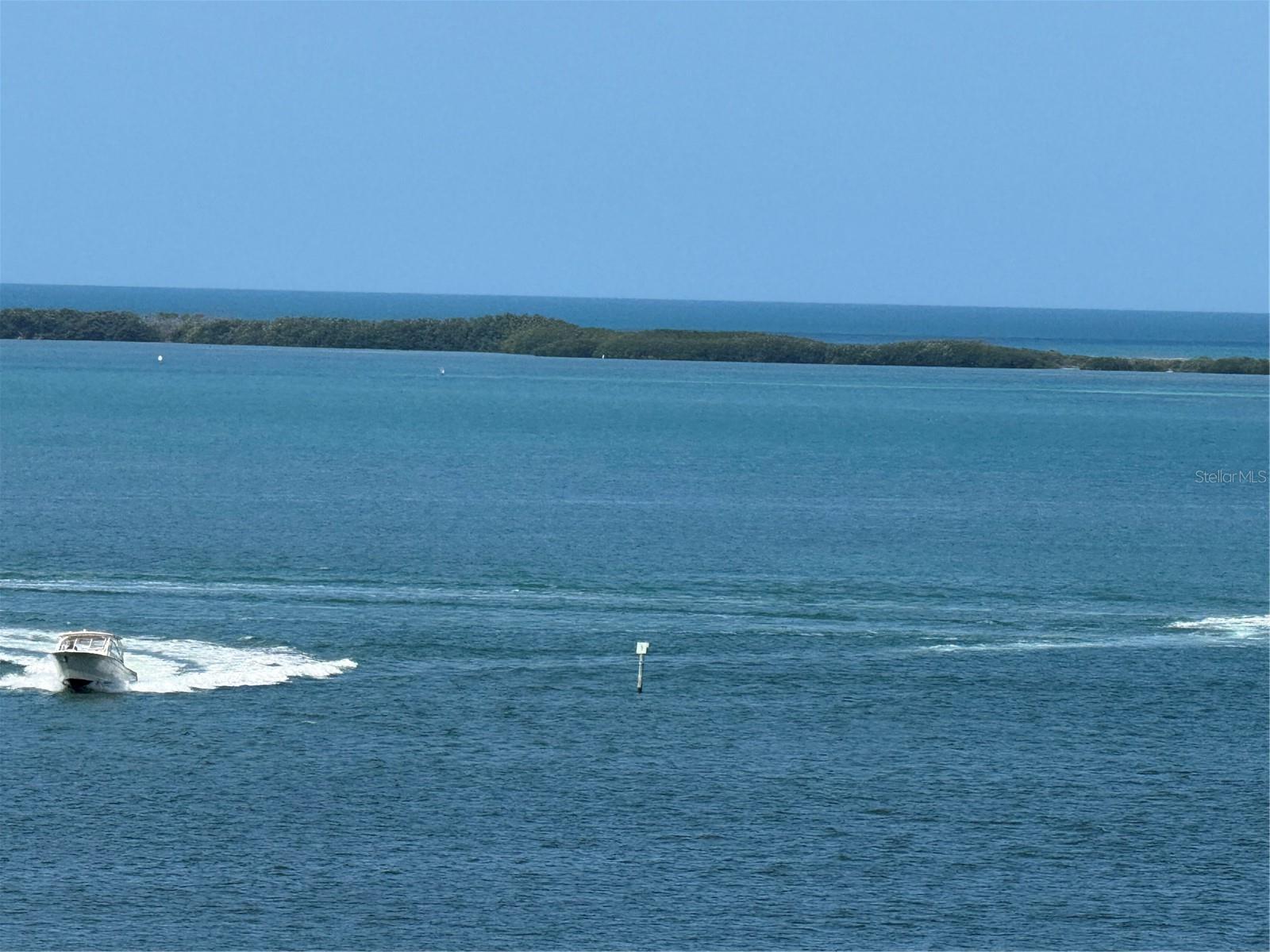 Image 61 of 100 For 2530 Gary Circle 802